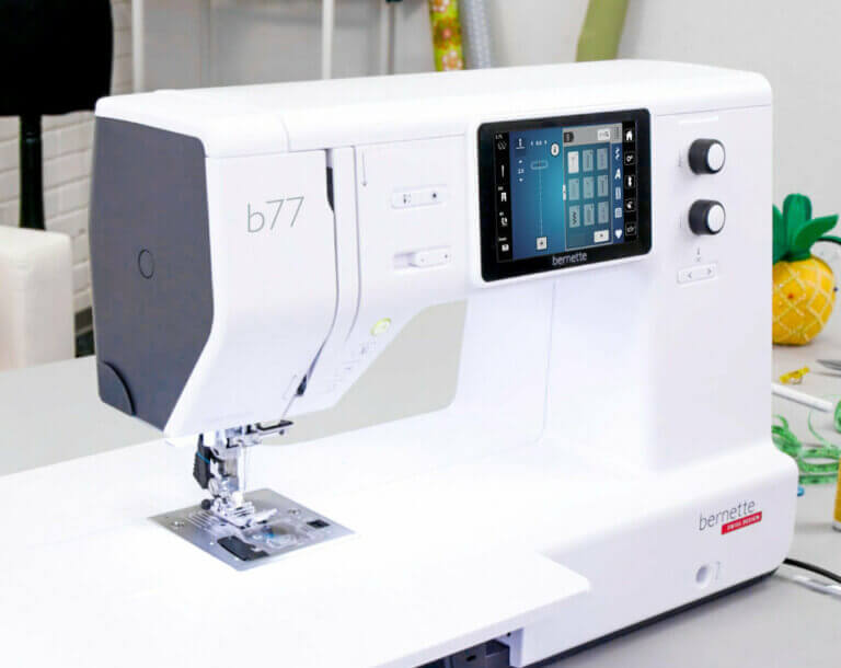Bernette B77 Sewing machine white