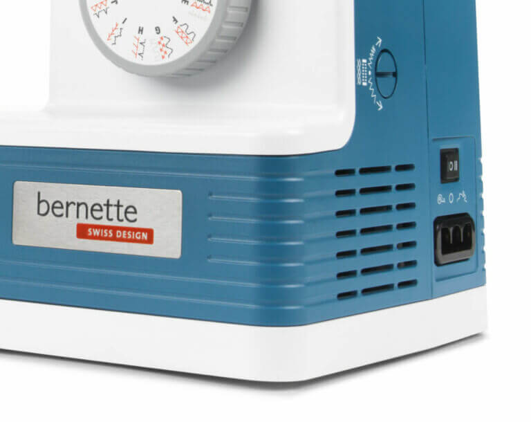 Bernette 05 sewing swiss machine