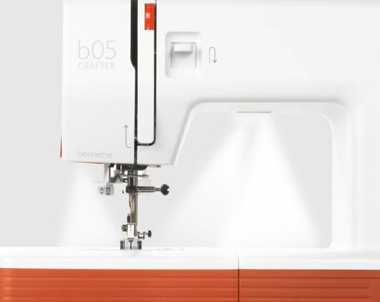 Bernette 05 CRAFTER sewing easy